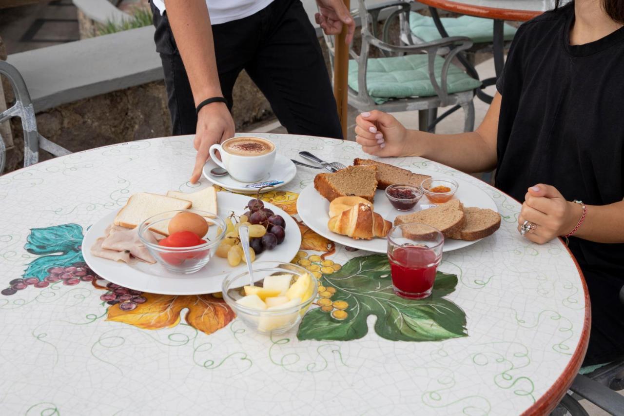 Hotel Loreley Serrara Fontana Dış mekan fotoğraf